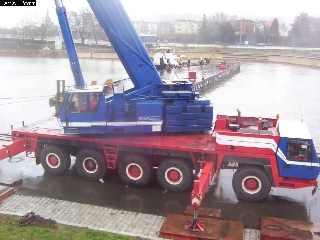 Zur Ro-Ro-Rampe 0765