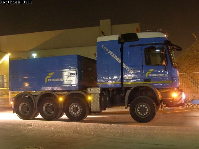 PC290077