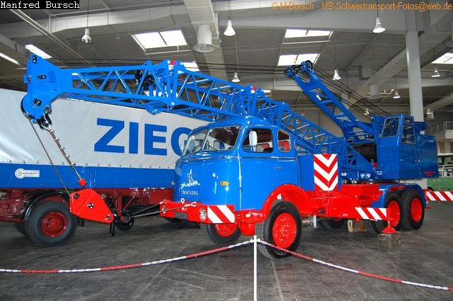IAA 2010-9-27 00079