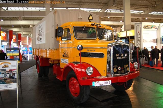 IAA 2010-9-27 00128