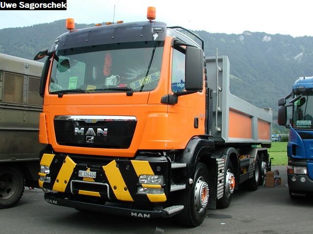 Interl 2011 103