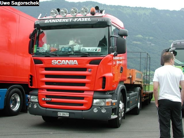 Interl 2011 215