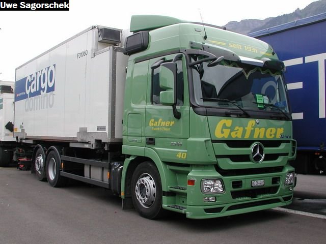 Interl 2011 235