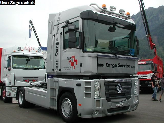 Interl 2011 249