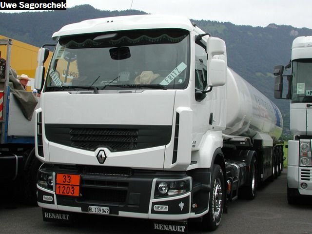 Interl 2011 251