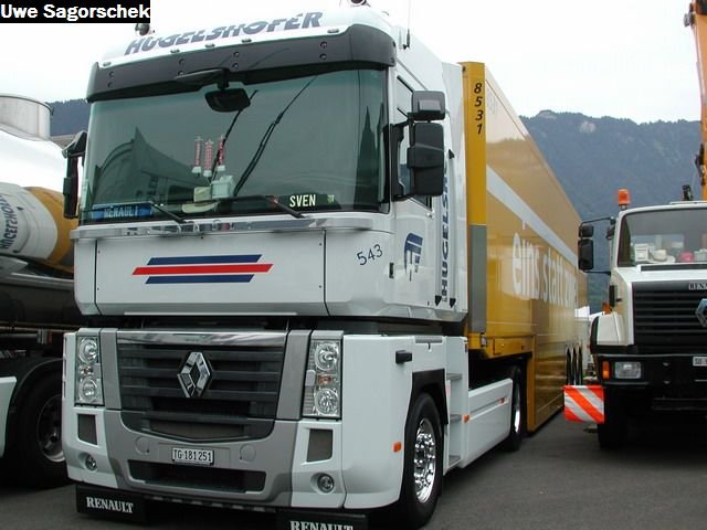Interl 2011 254