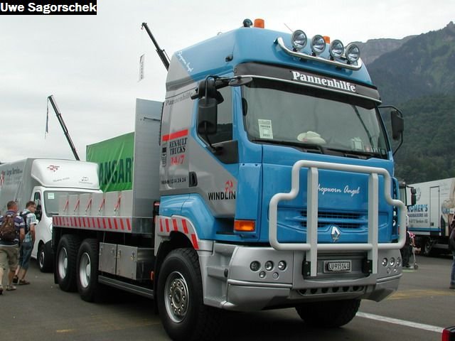 Interl 2011 256