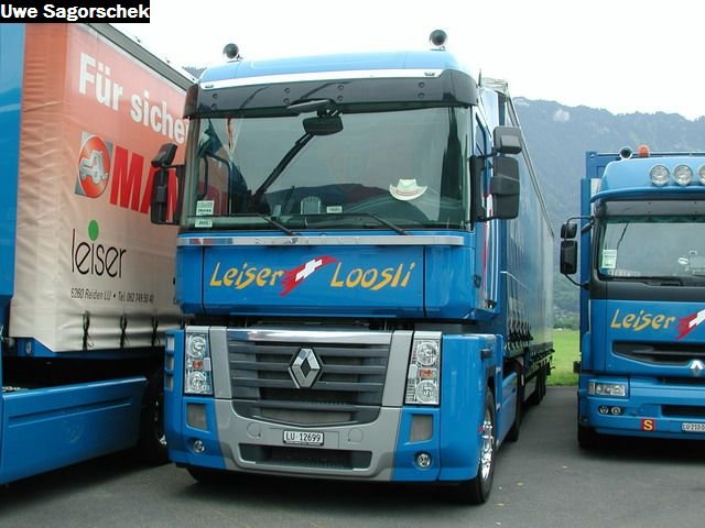 Interl 2011 258