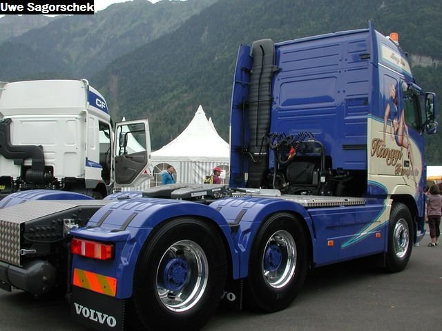 Interl 2011 294