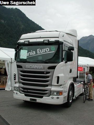 Interl 2011 297