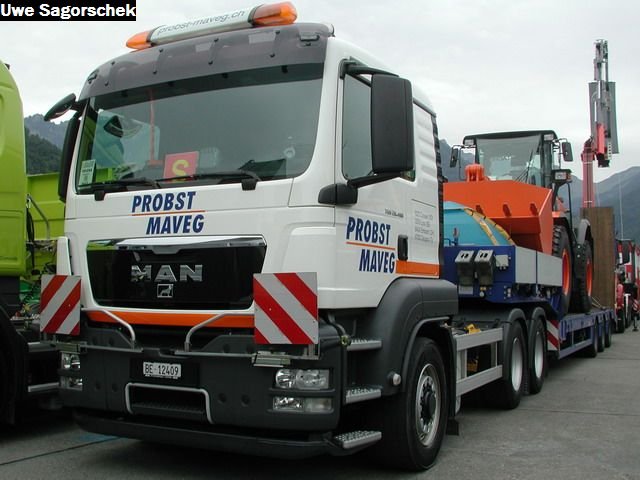 Interl 2011 306