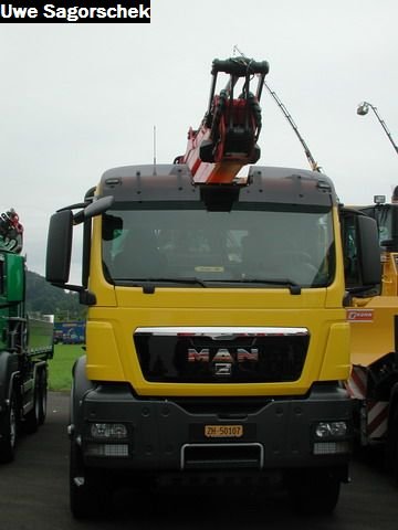 Interl 2011 320