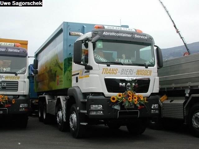 Interl 2011 328