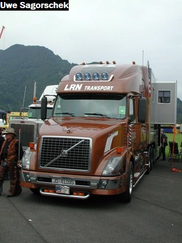 Interl 2011 358