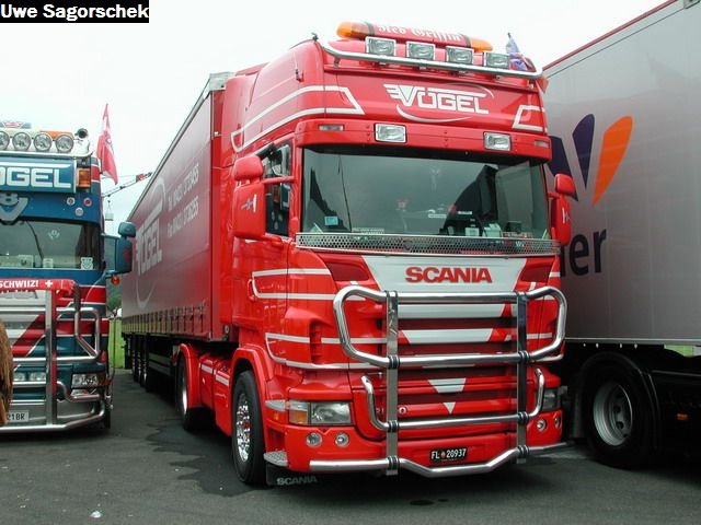 Interl 2011 366