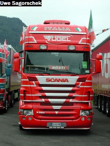 Interl 2011 369