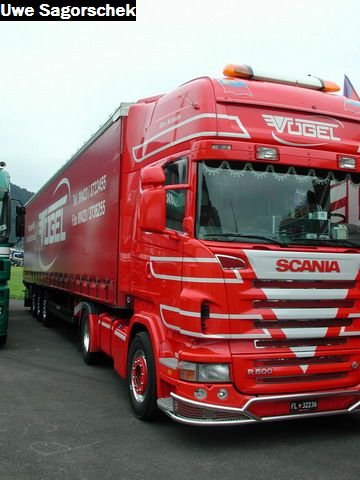 Interl 2011 375