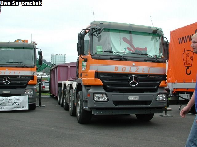 Interl 2011 385