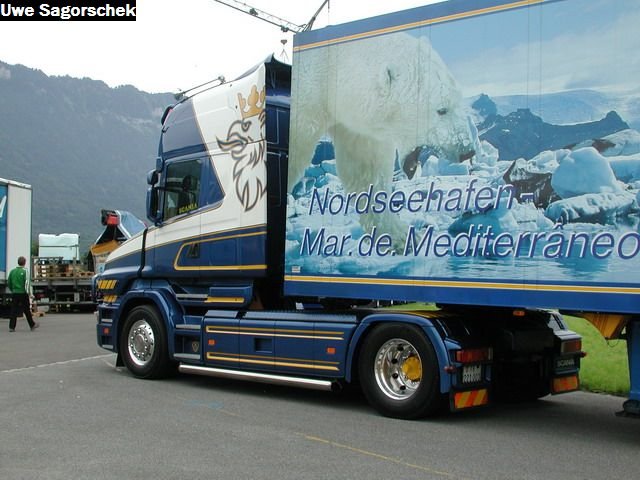Interl 2011 396