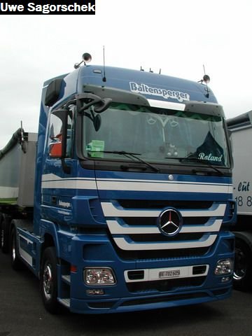 Interl 2011 408