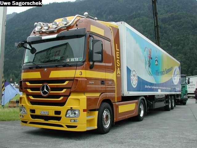 Interl 2011 443