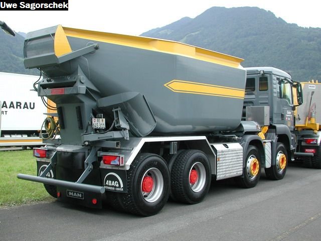 Interl 2011 469