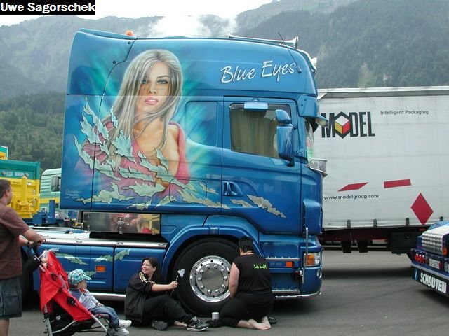 Interl 2011 70