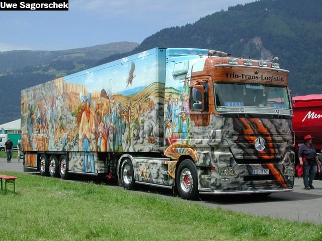 Interl 2011 519