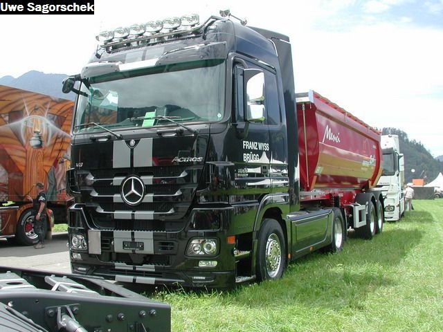 Interl 2011 522