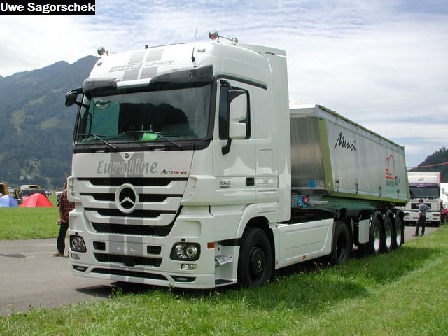 Interl 2011 523