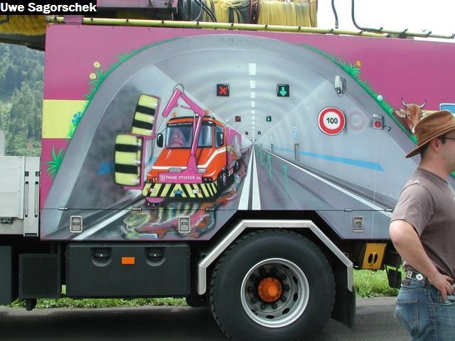 Interl 2011 527