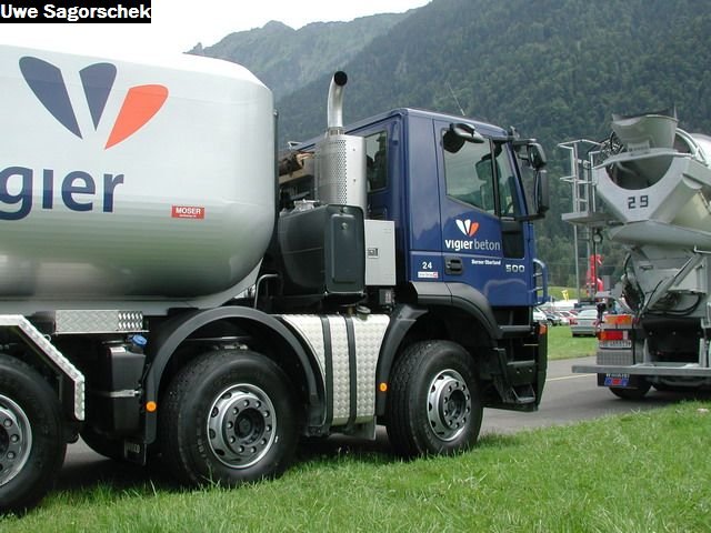 Interl 2011 562