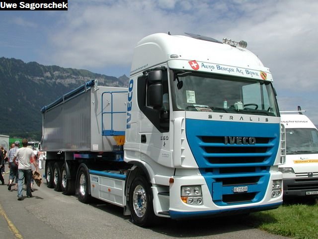 Interl 2011 572