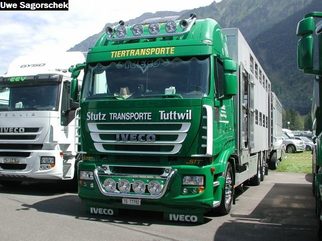 Interl 2011 588