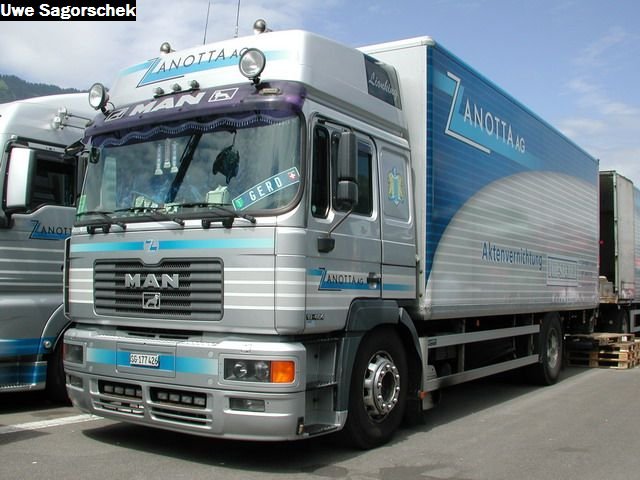Interl 2011 636