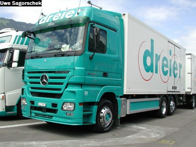 Interl 2011 656