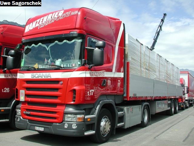 Interl 2011 677