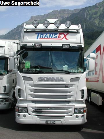 Interl 2011 678