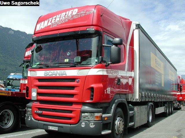 Interl 2011 684