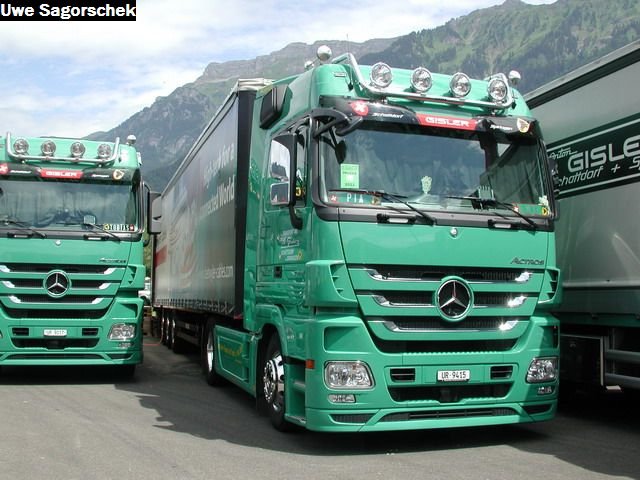 Interl 2011 688