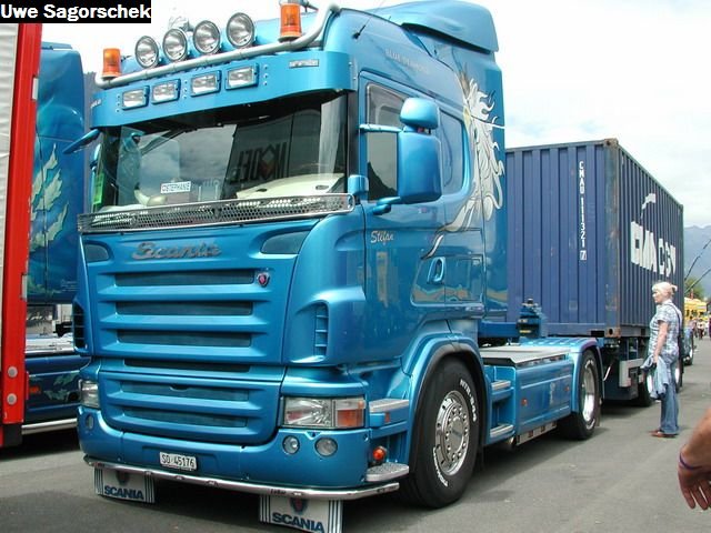 Interl 2011 696