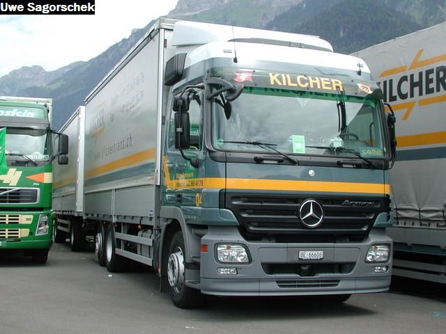 Interl 2011 703