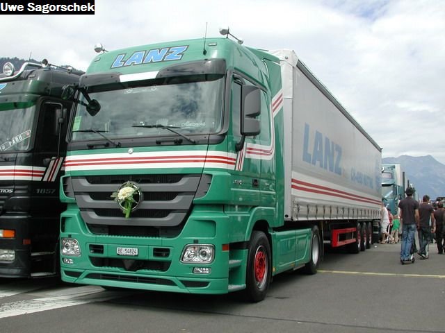 Interl 2011 706