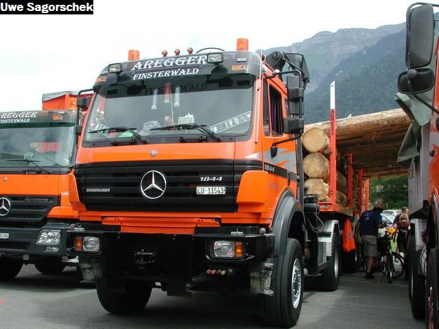 Interl 2011 736