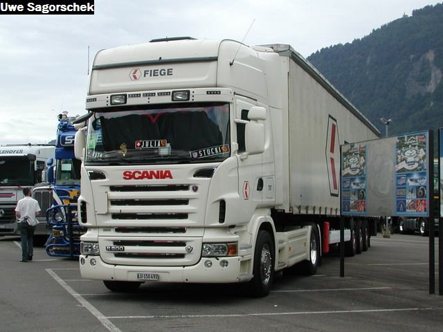 Interl 2011 890