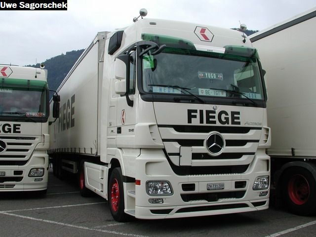 Interl 2011 893