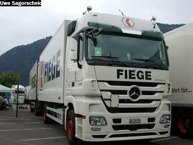 Interl 2011 896