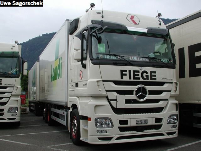 Interl 2011 897