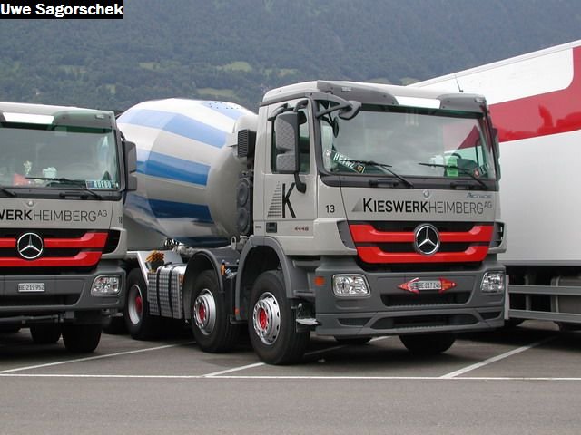 Interl 2011 932