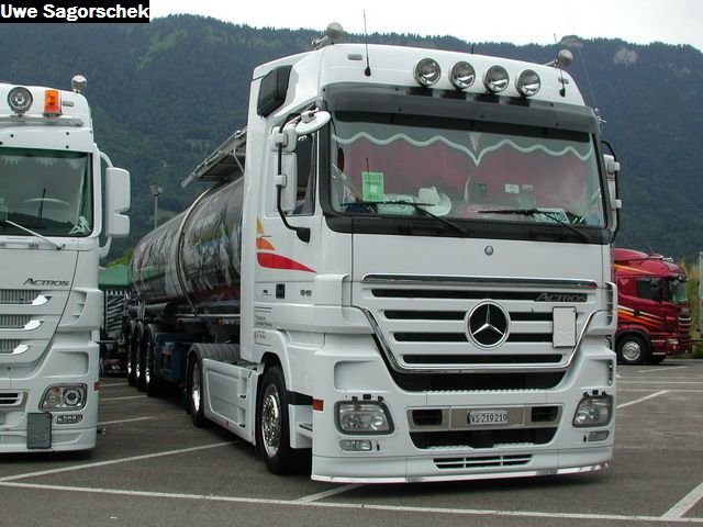 Interl 2011 935